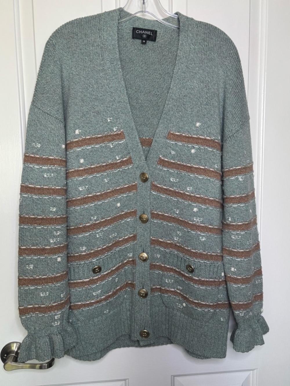 EUC Chanel Women’s Green Striped Cashmere Cardigan tulip cuffs size 38